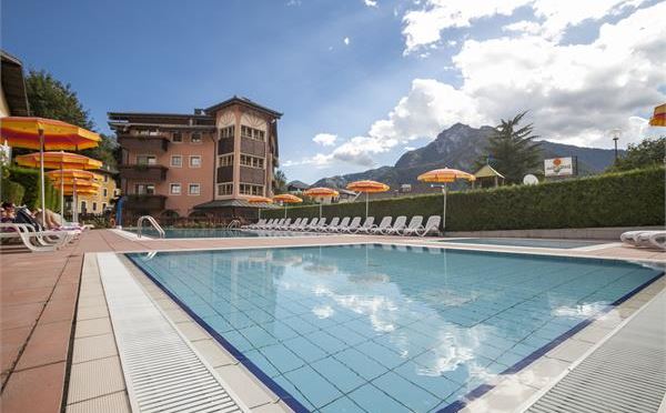 Elio WOW Experience -Early Booking Special