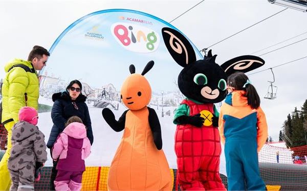 SMILING FAMILY WEEK CON BING E FLOP